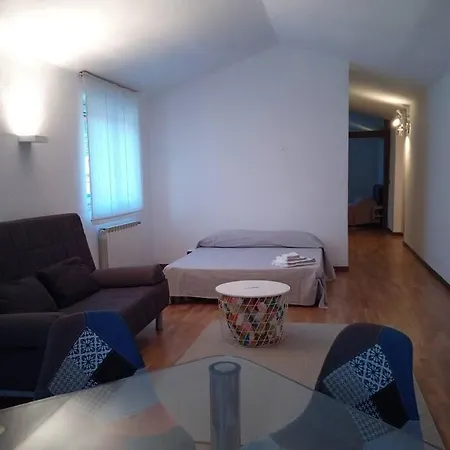 Torno Subito... Citra: 011015-lt-1819 Apartament *